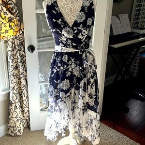 Beautiful hi/low dress. Excellent condition.